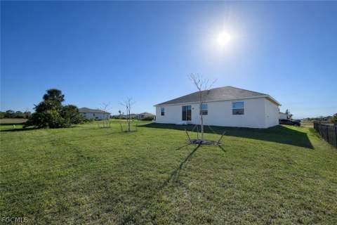 3529 NW 41st Pl, Cape Coral FL - photo 10 of 27