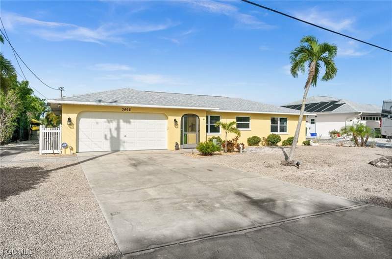 3 bedroom SingleFamilyResidence at 3462 Pinetree Dr, St James City, St James City — photo 4