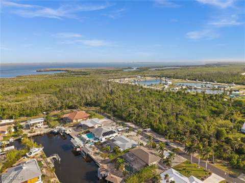 3462 Pinetree Dr, St James City FL - photo 9 of 43