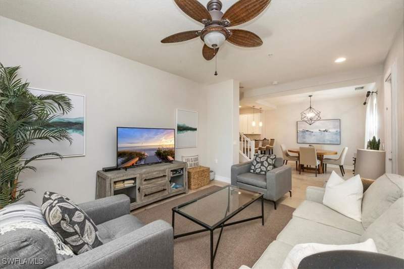 2 bedroom Condominium at 9105 Yuba Ln 7902, Ole, Naples — photo 3
