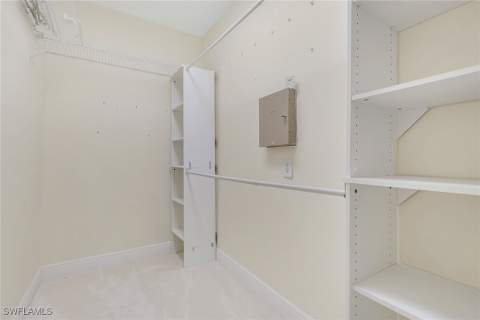 2082 E Tobago Cir, Fort Myers FL - photo 21 of 39
