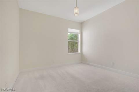 2082 E Tobago Cir, Fort Myers FL - photo 24 of 39