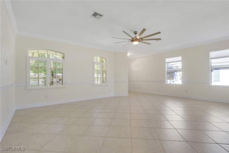 3 bedroom SingleFamilyResidence at 2082 E Tobago Cir, Fort Myers Shores, Fort Myers — photo 4