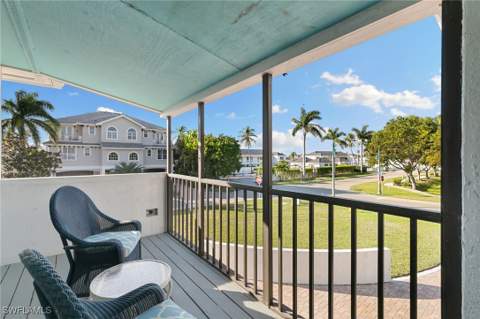 821 Palm St, Marco Island FL - photo 21 of 42