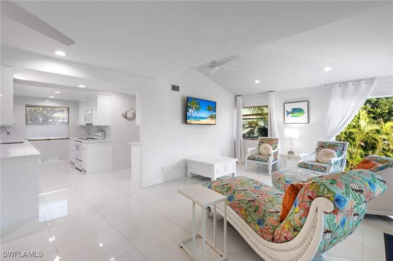 5 bedroom Duplex at 821 Palm St, Marco Island, Marco Island — photo 5