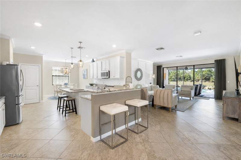 4 bedroom SingleFamilyResidence at 4698 Abaca Cir, Raffia Preserve, Naples — photo 3