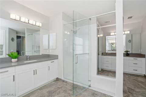 4654 Kensington CIR, Naples FL - photo 15 of 46