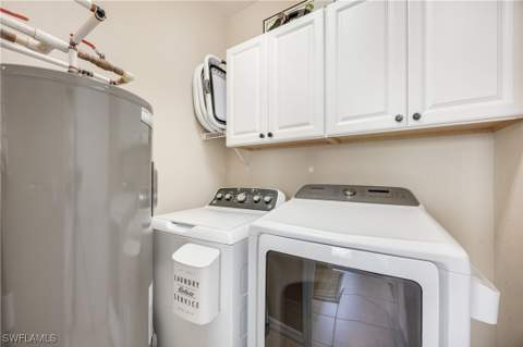 1320 Mariposa Cir 104, Naples FL - photo 19 of 39