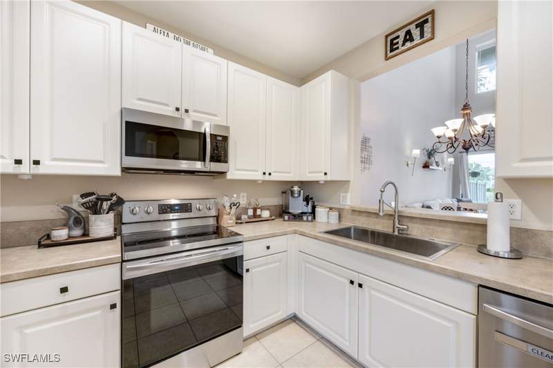 3 bedroom Condominium at 1320 Mariposa Cir 104, Mariposa, Naples — photo 3