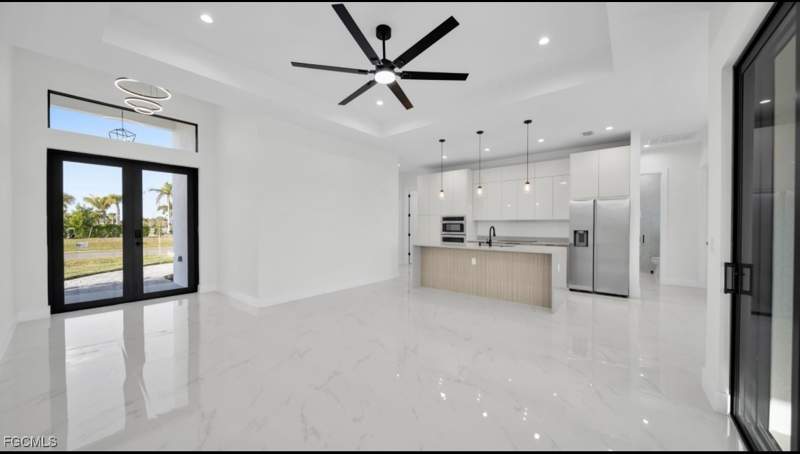 4 bedroom SingleFamilyResidence at 518 NW 1st Ln, Cape Coral, Cape Coral — photo 5