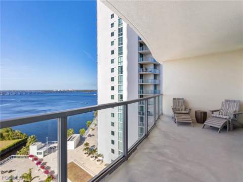 3000 Oasis Grand Blvd 1206, Fort Myers FL - photo 21 of 49