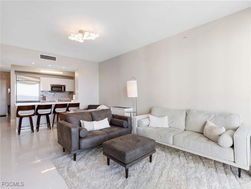 1 bedroom Condominium at 3000 Oasis Grand Blvd 1206, Oasis, Fort Myers — photo 4