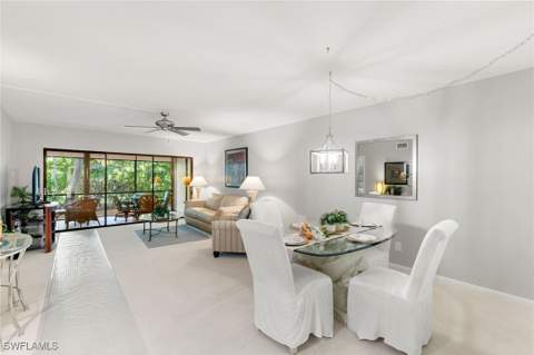 1828 Kings Lake Blvd 103, Naples FL - photo 6 of 31