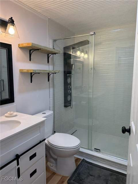 5330 Treetops Dr F4, Naples FL - photo 6 of 9