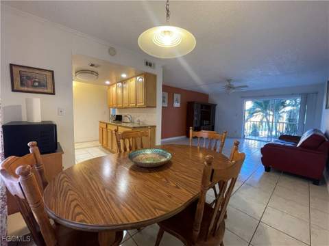 2366 E Mall Dr 304, Fort Myers FL - photo 11 of 42