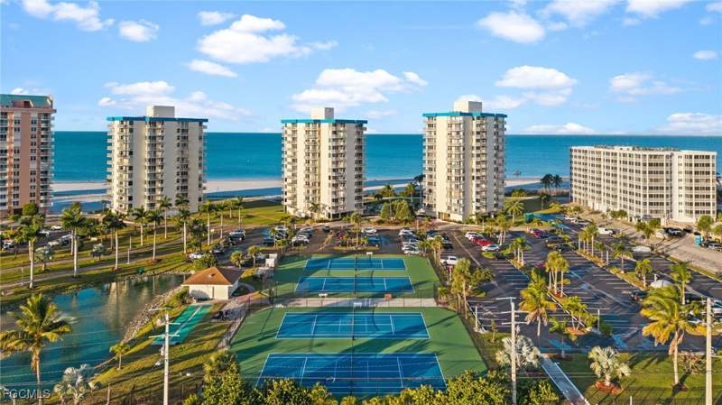 1 bedroom Condominium at 7330 Estero Blvd 801, Estero Beach And Tennis Club, Fort Myers Beach — photo 4