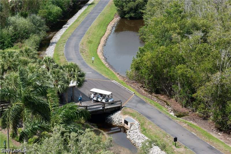 2 bedroom Condominium at 6825 Grenadier Blvd 1002, St Pierre, Naples — photo 3