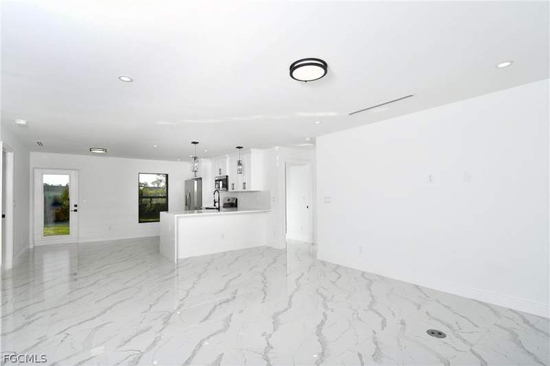 3 bedroom SingleFamilyResidence at 3417 57th St W, Lehigh Acres, Lehigh Acres — photo 5