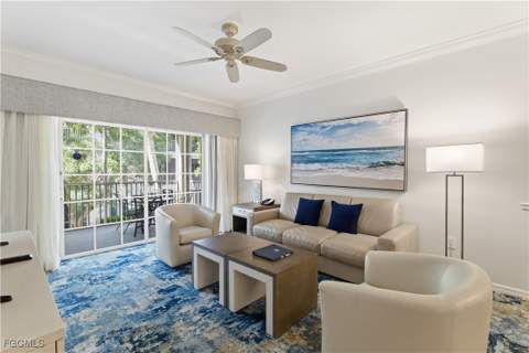 221 9th St S 217, Naples FL - photo 11 of 42