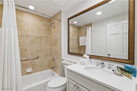 221 9th St S 217, Naples FL - photo 21 of 42