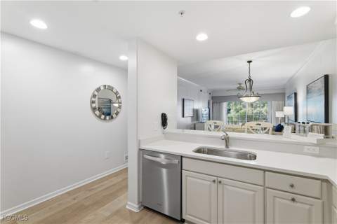 221 9th St S 217, Naples FL - photo 9 of 42
