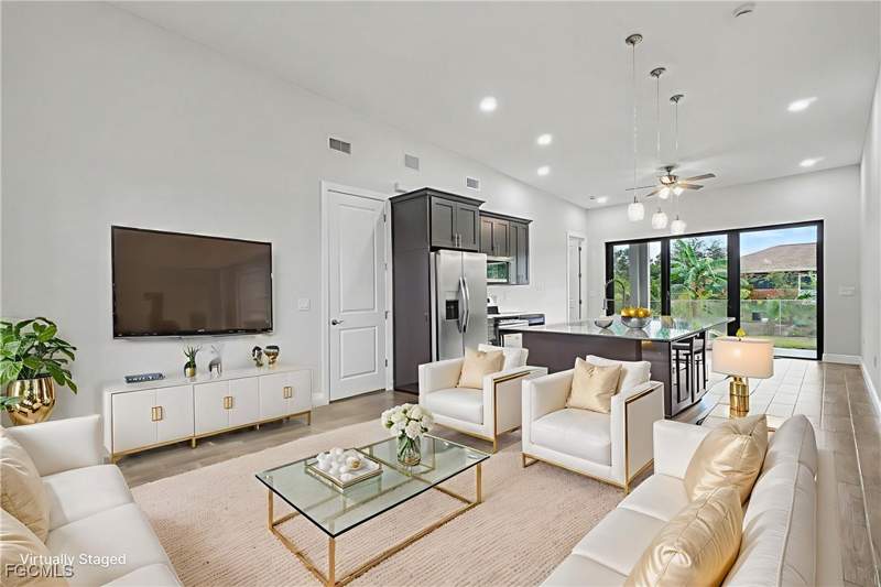 3 bedroom SingleFamilyResidence at 3013 4th St SW, Lehigh Acres, Lehigh Acres — photo 2