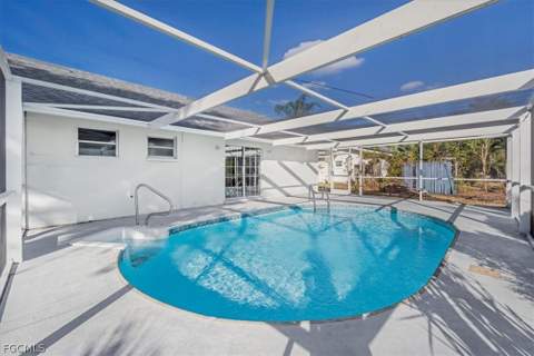 1302 NE 4th Ter, Cape Coral FL - photo 13 of 24