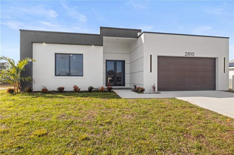 4 bedroom SingleFamilyResidence at 2810 NW 19th Ave, Cape Coral, Cape Coral — photo 2