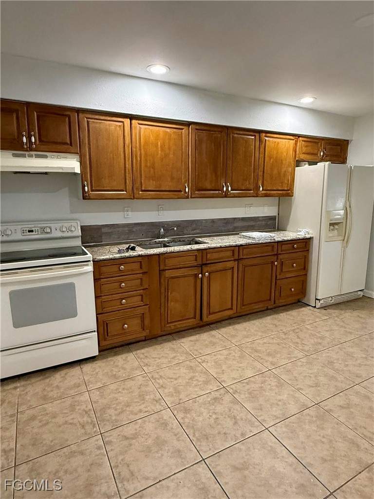 3 bedroom SingleFamilyResidence at 27831 Quinn St, Imperial Gates, Bonita Springs — photo 5