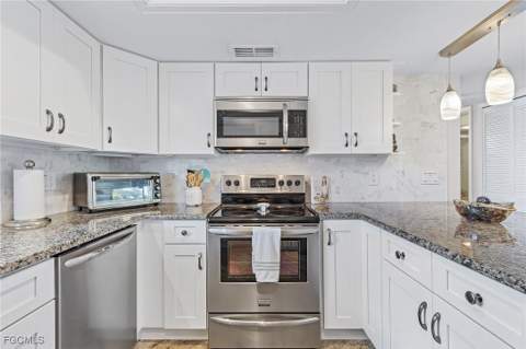 4205 SE 19th Ave 202, Cape Coral FL - photo 6 of 27