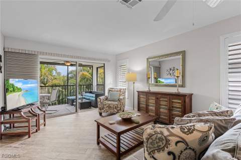 4205 SE 19th Ave 202, Cape Coral FL - photo 9 of 27