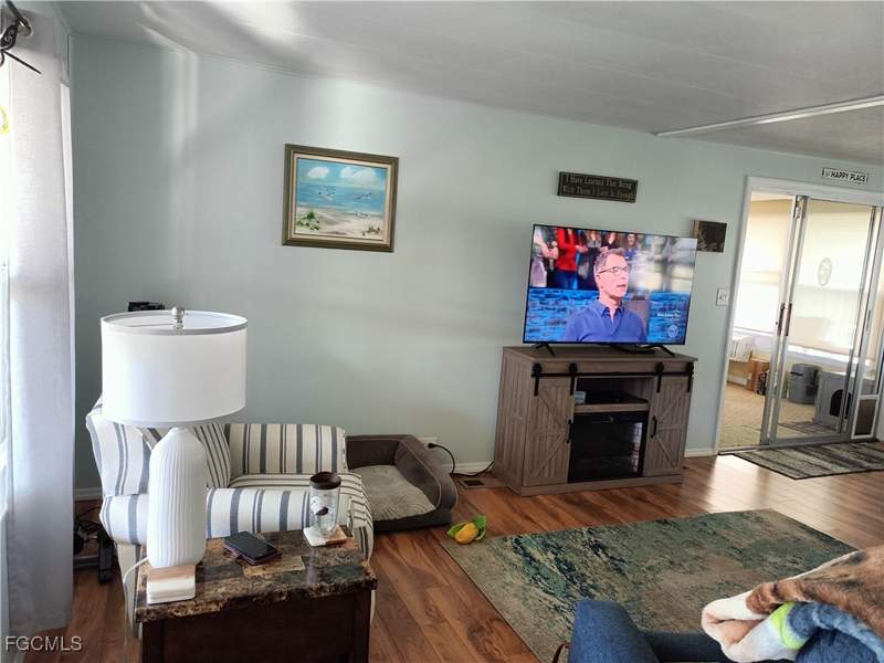 3 bedroom ManufacturedHome at 524 Timber Ln S, Forest Park Mobile Home, North Fort Myers — photo 4