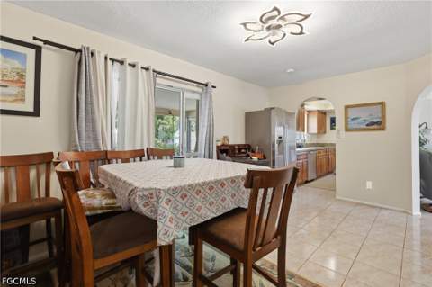 4531 SE 11th Pl, Cape Coral FL - photo 12 of 27