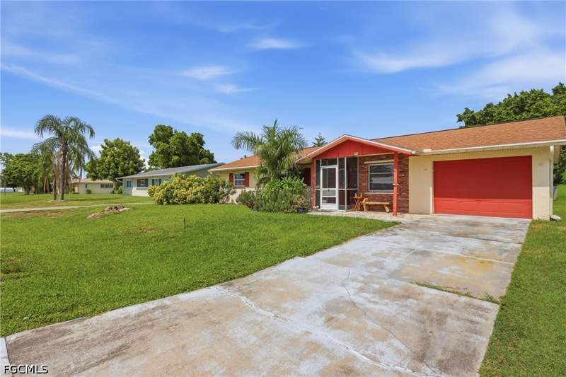 3 bedroom SingleFamilyResidence at 4531 SE 11th Pl, Cape Coral, Cape Coral — photo 3