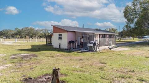 2099 Summerall Rd, Labelle FL - photo 13 of 36