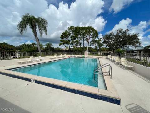 5650 Trailwinds Dr 111, Fort Myers FL - photo 22 of 28