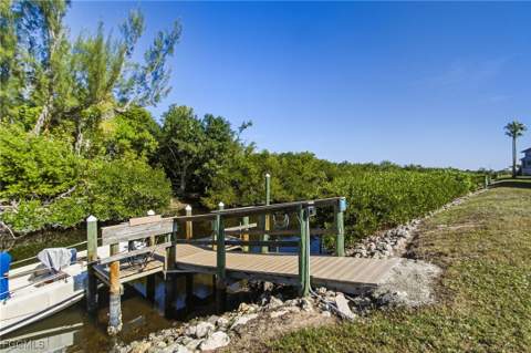 5301 Blue Crab Cir 4, Bokeelia FL - photo 13 of 32