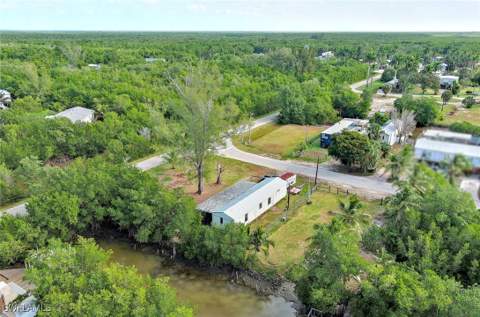 103 Egret Ln, Everglades City FL - photo 14 of 18