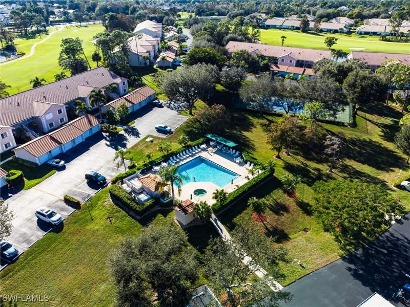 2 bedroom Condominium at 6945 Dennis Cir I-107, Chatham Square, Naples — photo 4