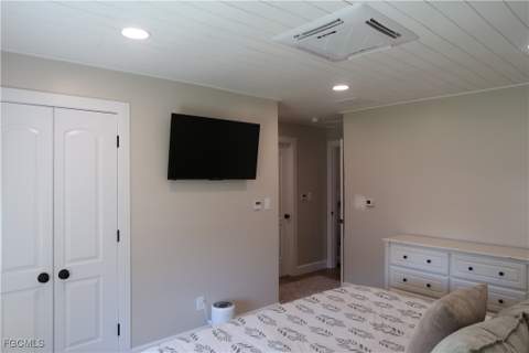 4729 Spring Creek Dr, Bonita Springs FL - photo 13 of 26