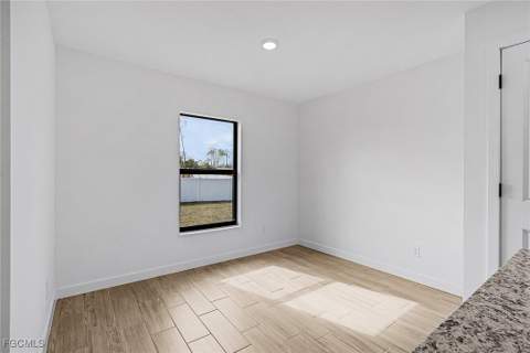 424 Parkdale Blvd, Lehigh Acres FL - photo 10 of 24