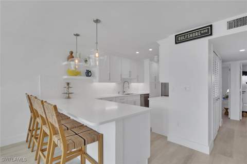 2100 Gulf Shore Blvd N 113, Naples FL - photo 12 of 50