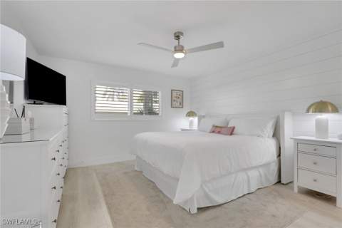 2100 Gulf Shore Blvd N 113, Naples FL - photo 20 of 50