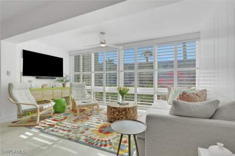 2100 Gulf Shore Blvd N 113, Naples FL - photo 8 of 50