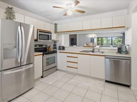 5767 Deauville Cir D305, Naples FL - photo 10 of 14