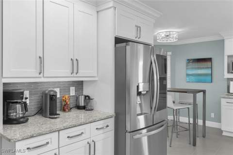1020 Swallow Ave 302, Marco Island FL - photo 13 of 48
