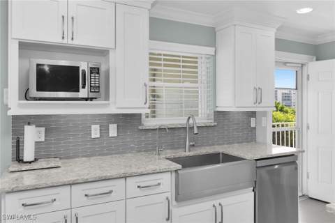 1020 Swallow Ave 302, Marco Island FL - photo 15 of 48