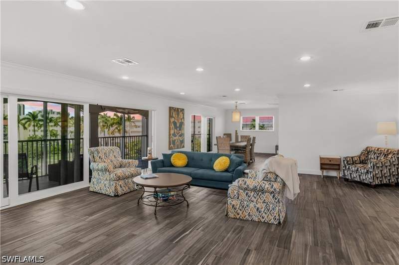 3 bedroom Condominium at 1020 Swallow Ave 302, Florentine Villas, Marco Island — photo 4