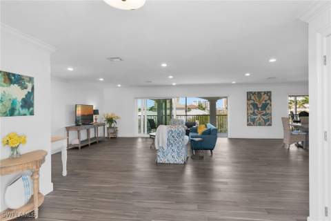 1020 Swallow Ave 302, Marco Island FL - photo 6 of 48