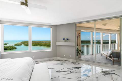 435 Dockside Dr B702, Naples FL - photo 15 of 39